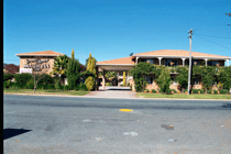 Grand Manor Motor Inn - Nambucca Heads Accommodation
