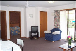 Lakes Jakaranda Holiday Units - Nambucca Heads Accommodation 3
