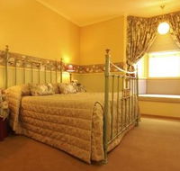 The Russell Hotel - Nambucca Heads Accommodation