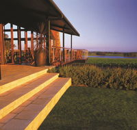 Watershed Premium Wines - Nambucca Heads Accommodation