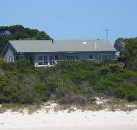 Island Beach Escape - Nambucca Heads Accommodation