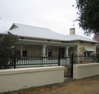 Naracoorte Cottages - MacDonnell House - Nambucca Heads Accommodation