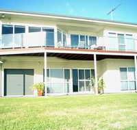 Swanport Views Holiday Home - Nambucca Heads Accommodation