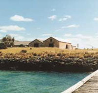Mt Dutton Bay Woolshed Hostel - Nambucca Heads Accommodation