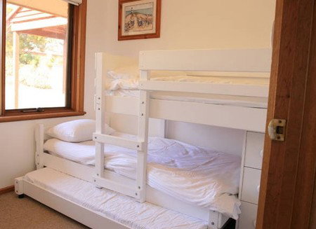 Ocean Blue At Penneshaw - Nambucca Heads Accommodation 4