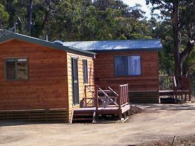 Whale Watchers Retreat - Nambucca Heads Accommodation 0