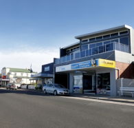 Penguin Waterfront Escape - Nambucca Heads Accommodation