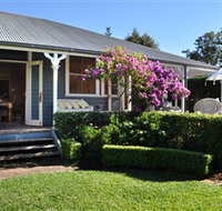 Blooms in Berry - Nambucca Heads Accommodation