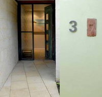 By the Beach B and B Holiday Apartments - Nambucca Heads Accommodation