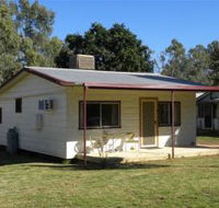 Cockatoo Cottage - Pooncarie - Nambucca Heads Accommodation