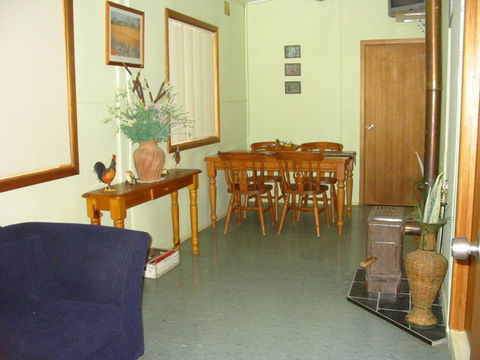 Bokhara Hutz - Nambucca Heads Accommodation 2