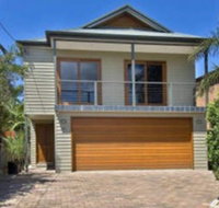 A Beach House Near Manly Two - Nambucca Heads Accommodation