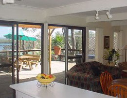 Lakeview Cottage - Nambucca Heads Accommodation 0