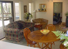 Lakeview Cottage - Nambucca Heads Accommodation 5