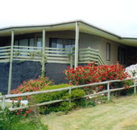 Currawong Holiday Home - Nambucca Heads Accommodation