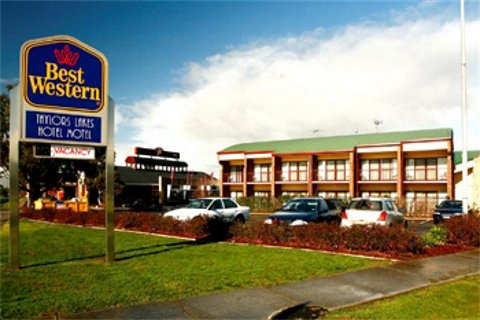 Taylors Lakes Hotel - Nambucca Heads Accommodation 0