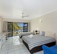 Hinchinbrook Marine Cove Motel - Nambucca Heads Accommodation