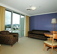 Waldorf Apartments Hotel Canberra - Nambucca Heads Accommodation