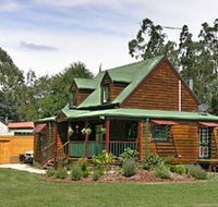 Mystic Mountains Holiday Cottages - Nambucca Heads Accommodation