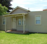 George Cottage - Nambucca Heads Accommodation
