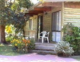 Lazy Acre Log Cabins - Nambucca Heads Accommodation 0