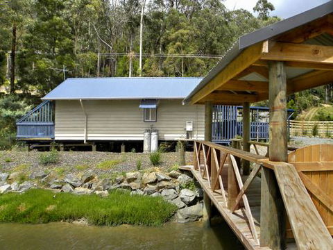 Huon Charm Waterfront Cottages - Nambucca Heads Accommodation 5