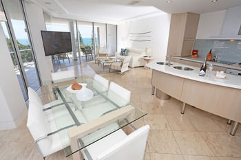 Oceans Mooloolaba - Nambucca Heads Accommodation 0