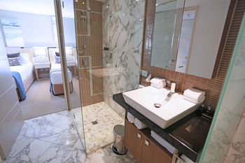 Oceans Mooloolaba - Nambucca Heads Accommodation 5