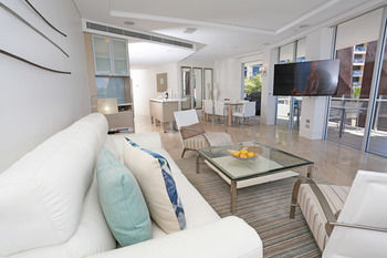 Oceans Mooloolaba - Nambucca Heads Accommodation 13