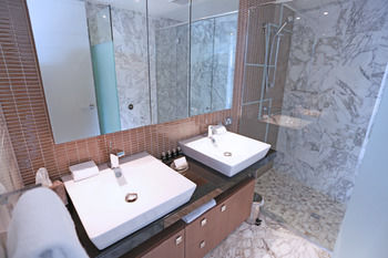 Oceans Mooloolaba - Nambucca Heads Accommodation 32
