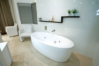 Oceans Mooloolaba - Nambucca Heads Accommodation 37
