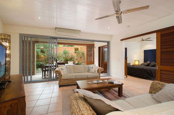 L'Auberge Noosa - Nambucca Heads Accommodation 13