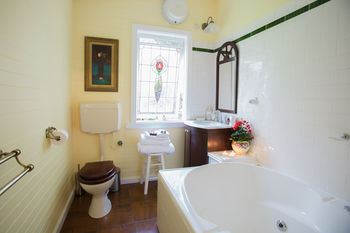 Adeline Bed And Breakfast - Nambucca Heads Accommodation 13