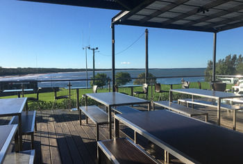 The Huskisson - Nambucca Heads Accommodation 14