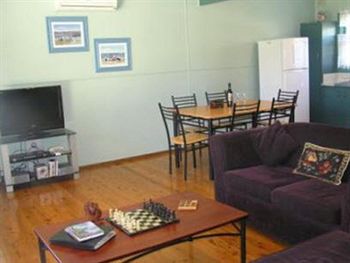 Paradise Bungalow - Nambucca Heads Accommodation 3