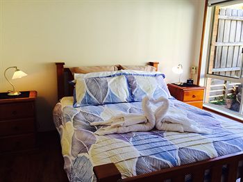 Australian Home Away @ East Doncaster Andersons Creek 1 - Nambucca Heads Accommodation 0