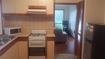 Australian Home Away @ East Doncaster Andersons Creek 1 - Nambucca Heads Accommodation 11