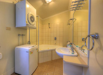 BIG4 Koala Shores Port Stephens Holiday Park - Nambucca Heads Accommodation 7