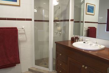 Kingfishers Manor @ Noosa - Nambucca Heads Accommodation 6