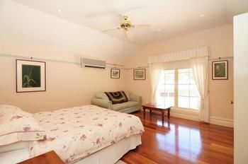 Sandholme Guesthouse - Nambucca Heads Accommodation 11