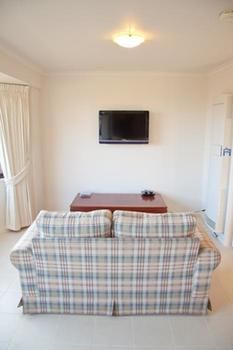 Yarra Glen Racecourse Apartments - Nambucca Heads Accommodation 3