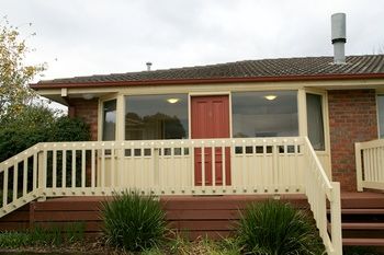 Yarra Glen Racecourse Apartments - Nambucca Heads Accommodation 10