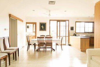 Hawthorn Holiday House - Nambucca Heads Accommodation 11