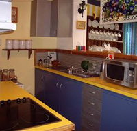 Seasons of Tasmania - Nambucca Heads Accommodation