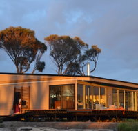 Sawyers Bay Shacks - Nambucca Heads Accommodation