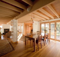 Mountain Seas Arts and Wilderness Retreat - Nambucca Heads Accommodation