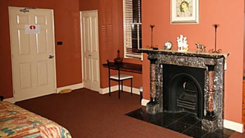 Grand Central Accommodation B&B Cobden - Nambucca Heads Accommodation 1