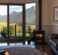 Cathedral Valley Farm - Nambucca Heads Accommodation