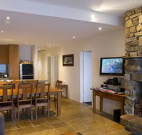 Alpine Woodsmoke Apartments