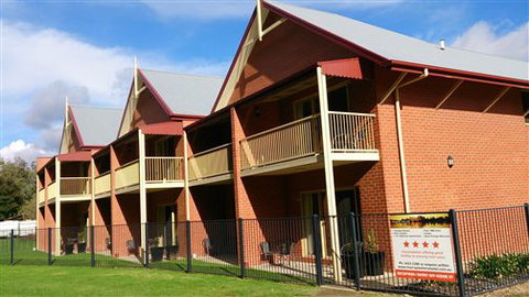 Murray Waters Motor Inn & Apartments - Nambucca Heads Accommodation 7